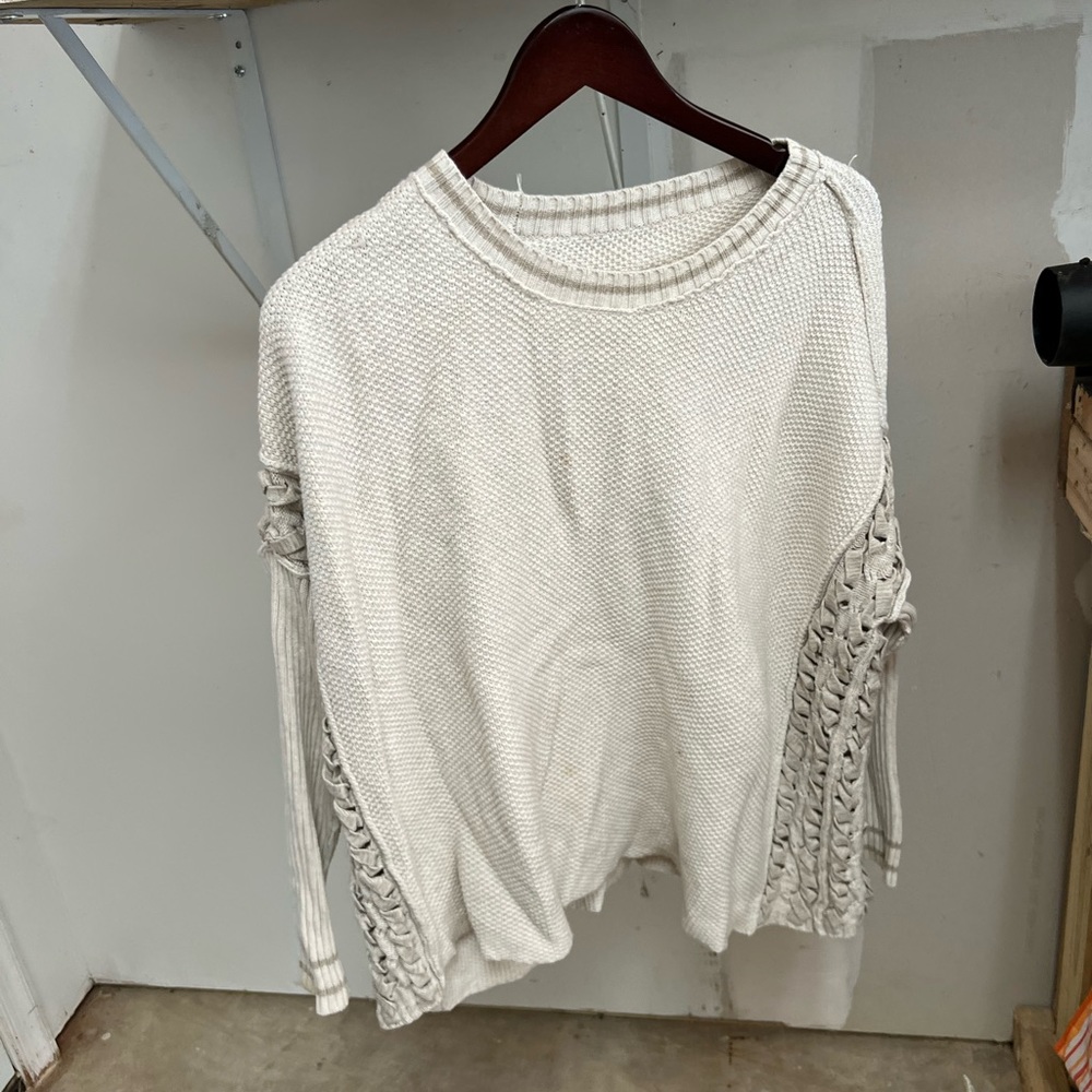 Cabi Cream Sweater in Medium